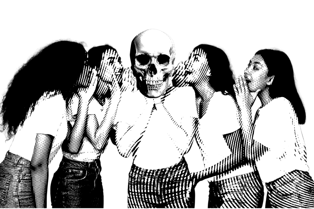 Un grupo de mujeres juega al teléfono escacharrado - marketing especializado vs integral